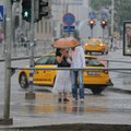 Ilmateenistus andis välja ametliku hoiatuse: öösel jõuab Eestisse äike ühes tugeva tuulega, vihma võib tulla ligi poole kuu normi jagu