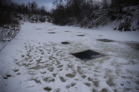 Jääauku sukeldunud mehe kadumispaik