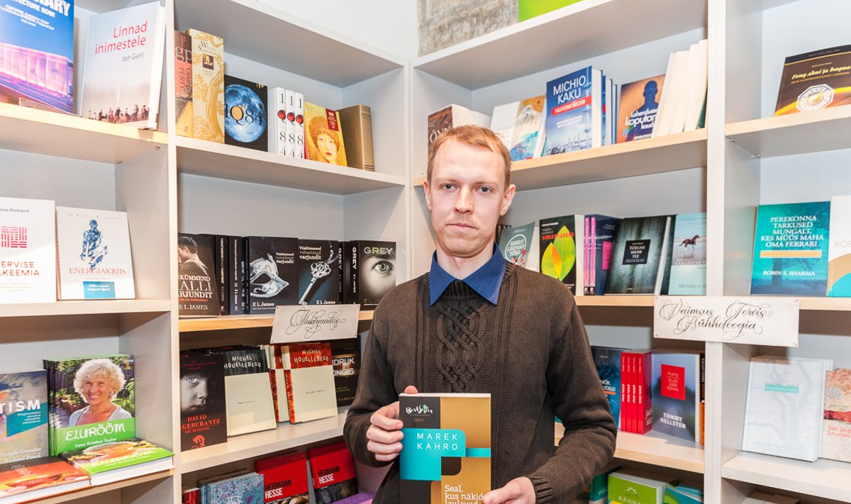 Kirjanduskonkursi BestSeller 2015 võitjad Reelika Lootus ja Marek Kahro esitlesid Raamatumessil oma võiduraamatuid