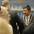 FOTOD | Tallinna uus volikogu alustab, kohale tuli ka Edgar Savisaar. Volikogu esimeheks valiti 41 häälega Mihhail Kõlvart