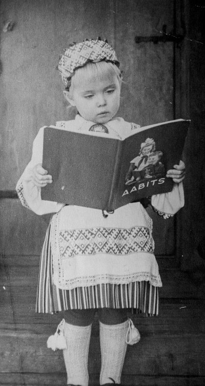 Väike Viivi suure aabitsaga, 1950ndad.