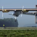 Ümbermaailmalennuk Solar Impulse 2 tegi esimese katselennu