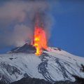 REUTERSI VIDEO: Etna vulkaan hakkas purskama