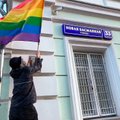 „Ты не нужен России, потому что ты - гей, а Европе, потому что ты - русский“. Представительница ЛГБТ боится, что у нее отнимут ВНЖ
