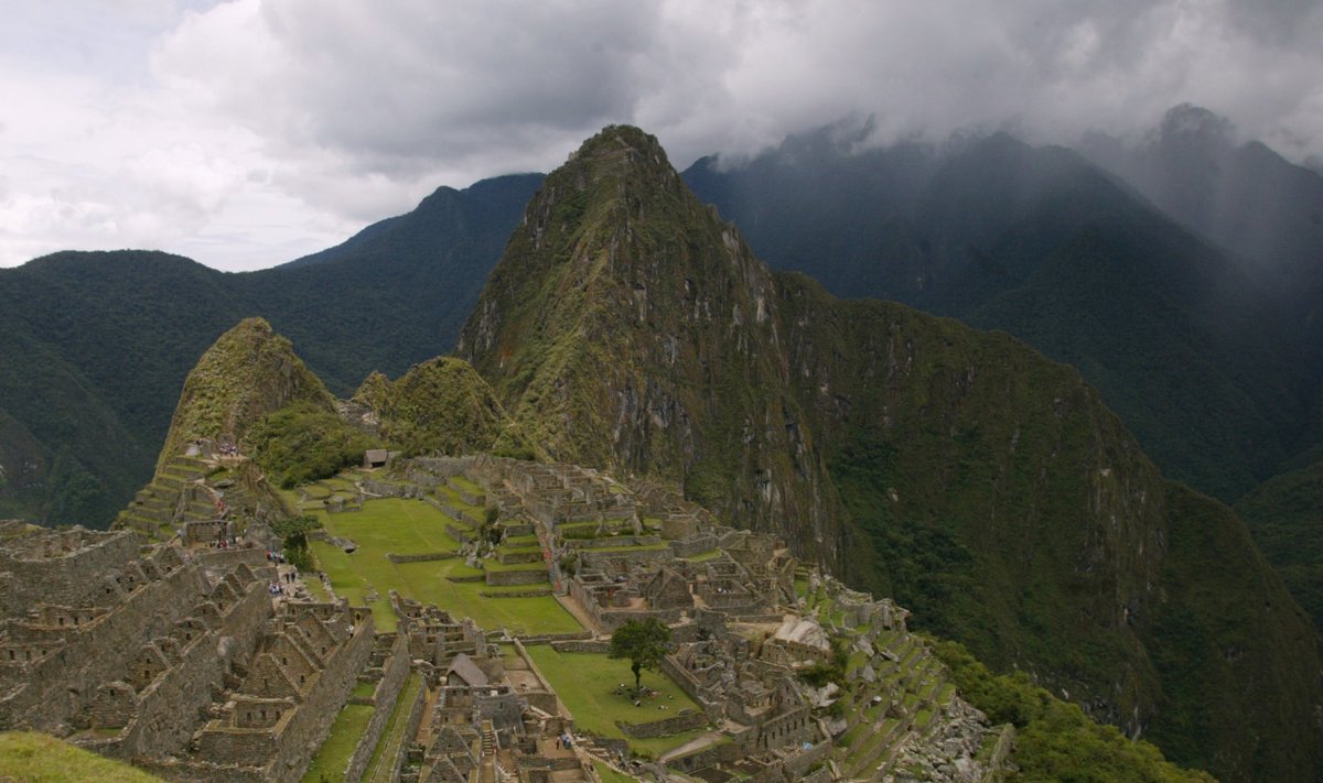 Inkade kultuuri tuntuim mälestis, Andides asuv Machu Picchu tsitadell.