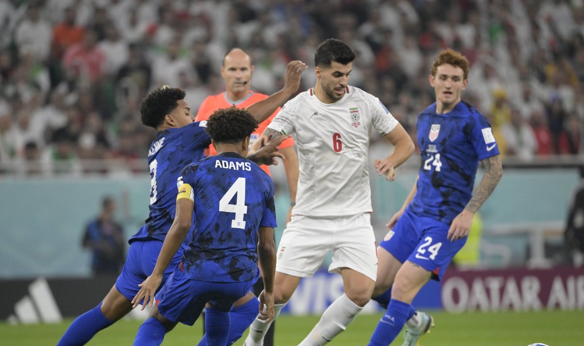 USA (sinises) vs Iraan.