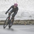 VIDEO | Giro d'Italia liidrit kimbutasid tõusul mootorsaemehed