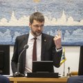 VIDEO JA FOTOD | Ossinovski vannutati Tallinna linnavolikogu esimeheks. Mees lubas, et muutused tulevad
