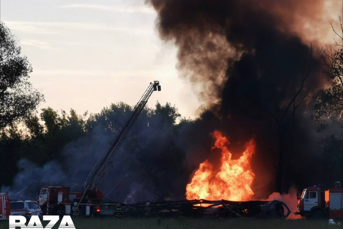 Экипаж ил 76 разбившегося в белгородской. Ил76 самолет катастрофа под Рязанью. Ил76 самолет военный разбился. Место крушения ил 76 в Рязани.