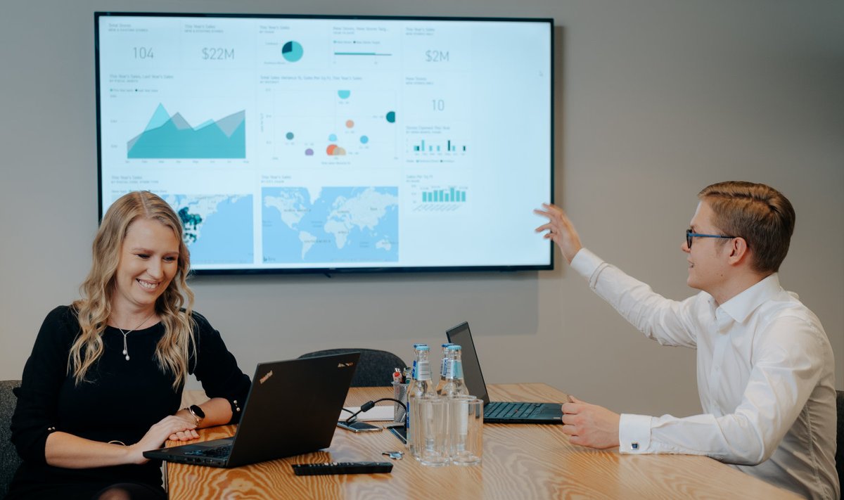 Net Group, Agnes Urbanik ja Anders Abel