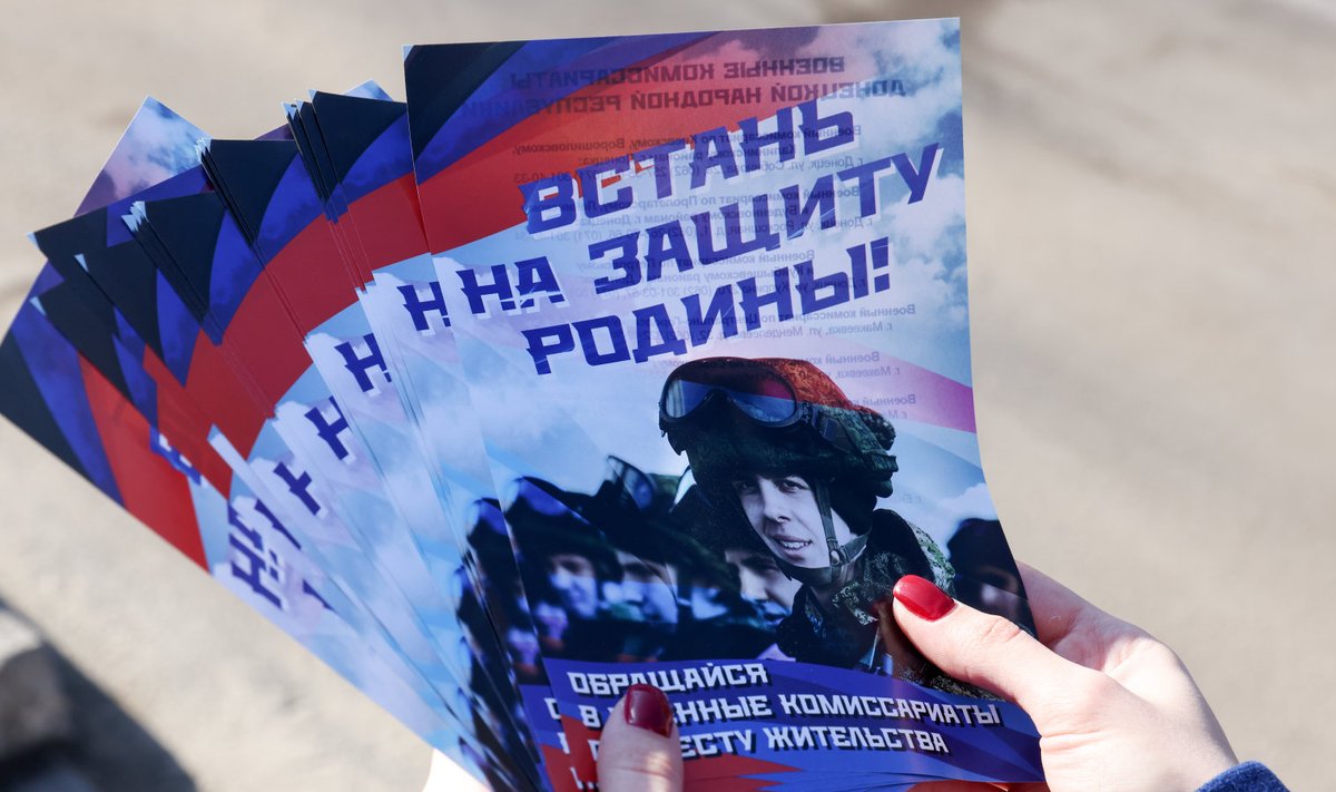 Donetski propagandaplakatitel kutsutakse kõiki mehi isamaa kaitsele mobiliseeruma
