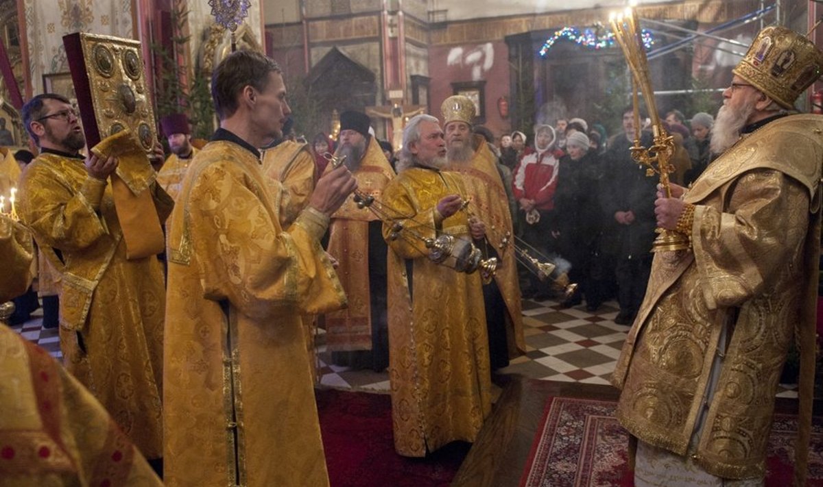 Õigeusklikud Tallinnas Nevski katedraalis jõule tähistamas