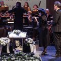 FOTOD | Dirigent Erich Kõlar saadeti Vanemuise lavalt viimsele teele
