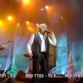 VIDEO | Isad ja pojad toovad jõulurõõmu! Vaata, kuidas ansambel Käbid ja Kännud esitavad kauni pala "Talve võlumaa"