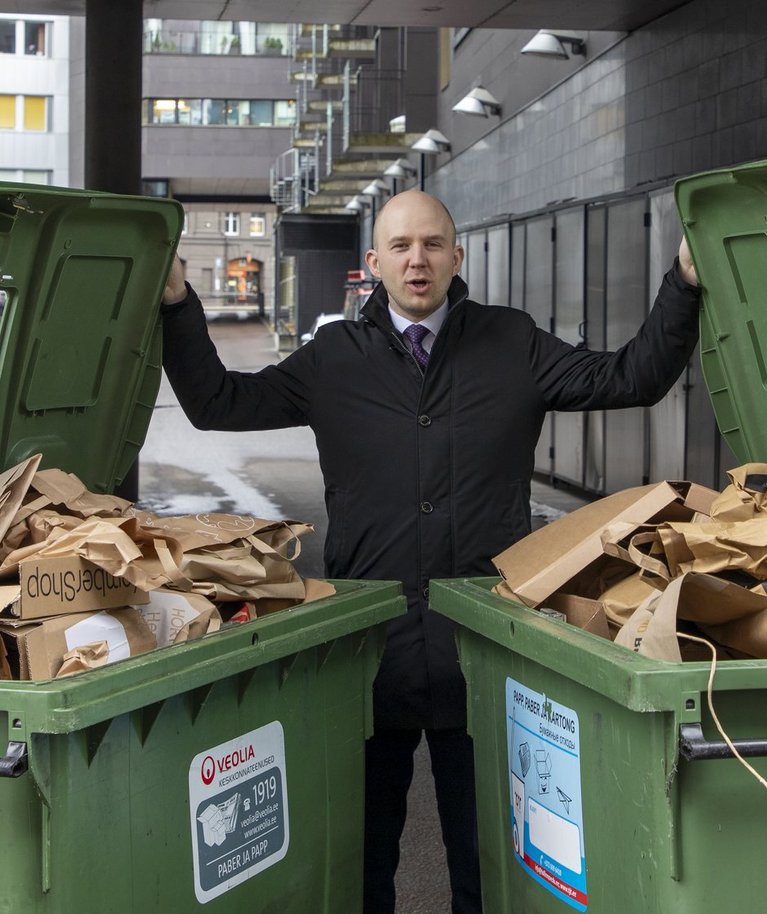 Keskkonnaminister Tõnis Mölder ütleb, et kuni inimesi nende mugavustsoonist välja ei saa, pole lootust, et ühiskond tervikuna hoolsalt jäätmeid sortima hakkaks.