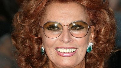 Sophia Loren on büsti kaunistamise meister.