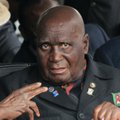 Suri Sambiat aastakümneid valitsenud Kenneth Kaunda. Valitsus kuulutas välja kolmenädalase leina