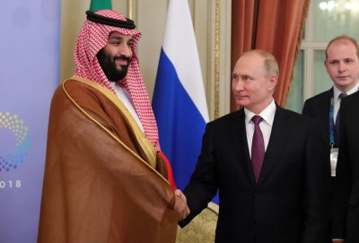 Saudi kroonprints Mohammed bin Salman ja Vene president Vladimir Putin G20 kohtumisel.