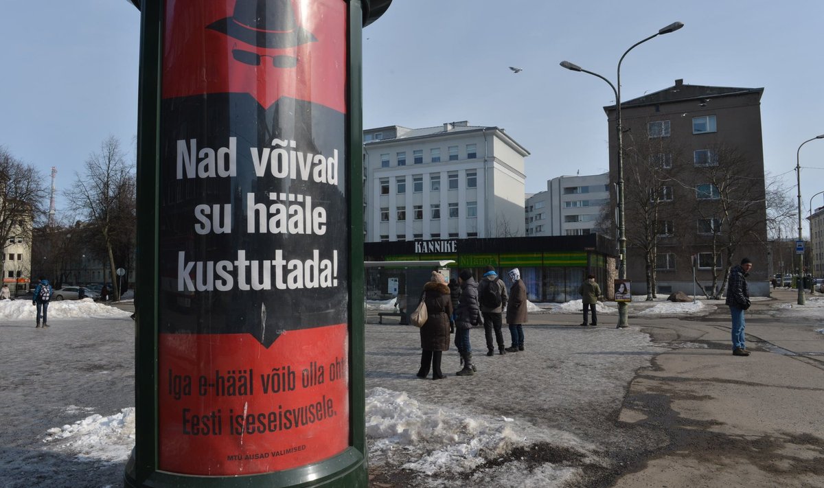 E-valimiste vastased plakatid Tallinnas