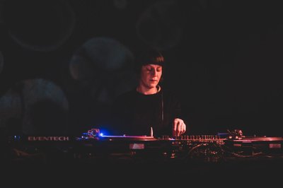 DJ Katja Adrikova on üks Isola resident DJ-sid.