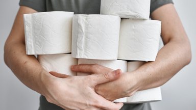 Need on mõned tualetis käimise halvad harjumused, millest peaks tervise huvides kiiremas korras loobuma