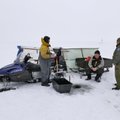 Отправляясь на зимнюю рыбалку, будьте осторожны! На выходных пограничники пришли на помощь рыбакам, попавшим в беду на Чудском озере