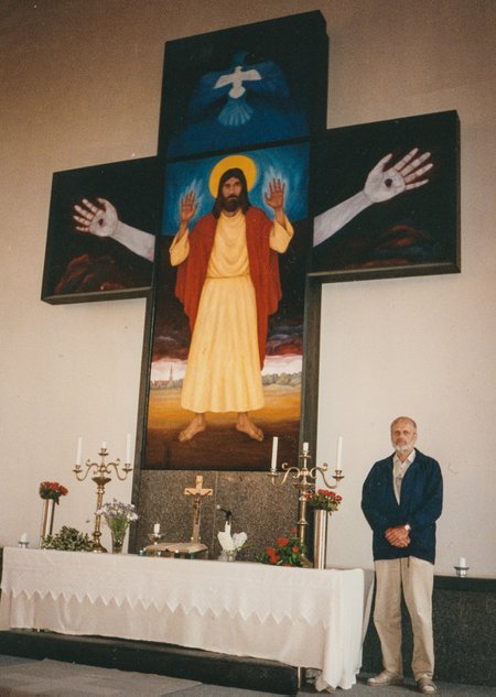 Jüri Arrak on ka Halliste kiriku altarimaali autor.