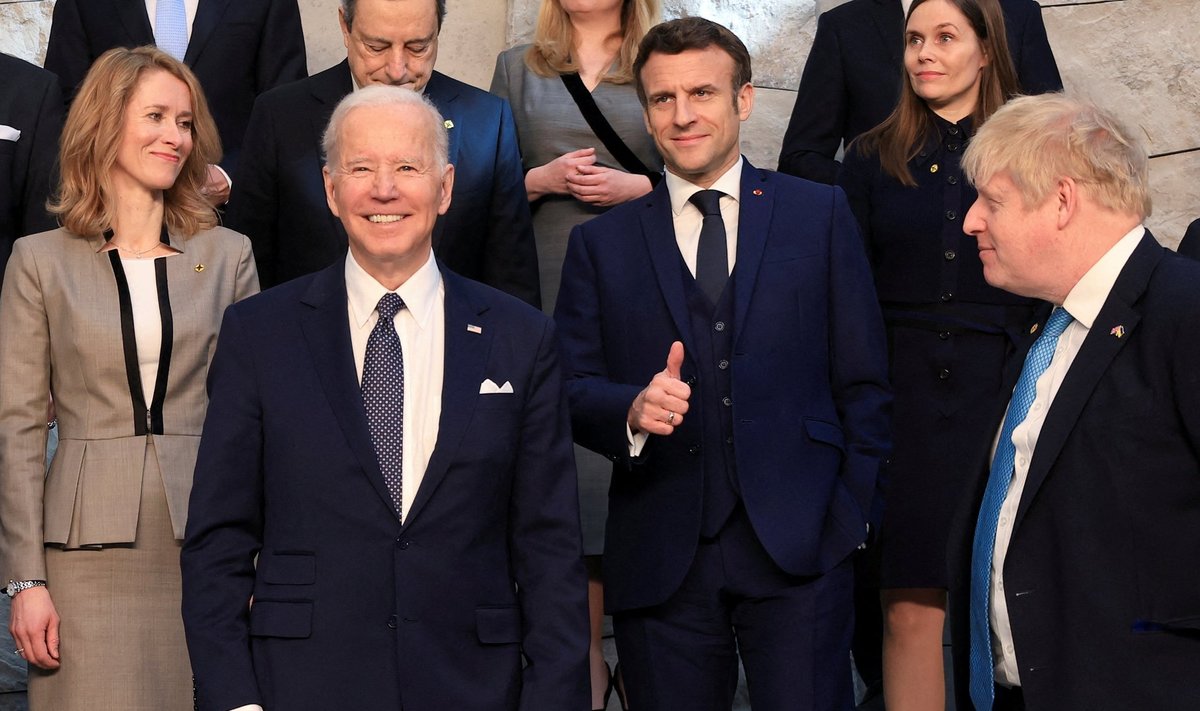 Kaja Kallasega (vasakult) ühe laua taga arutavad Brüsselis julgeolekuolukorda ka läänemaailma vägevad – USA president Joe Biden, Prantsusmaa president Emmanuel Macron ja Briti peaminister Boris Johnson.