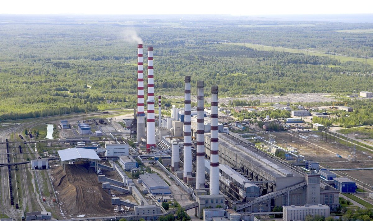 Meie elektrijaamad on üks peamisi põhjuseid, miks eestlaste CO2 heitmed inimese kohta on niivõrd suured. Fotol on Balti soojuselektrijaam, mis kasutab samuti elektri tootmiseks põlevkivi.
