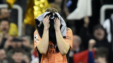 VIDEO | Arsenal komistas eelviimasel tõkkel ning ulatas Meistrite liiga koha rivaalile kandikul ette