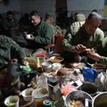 BBC RINDEVIDEO | Ukraina sõdur sööb enne rünnakut isukalt Rannarootsi konservi