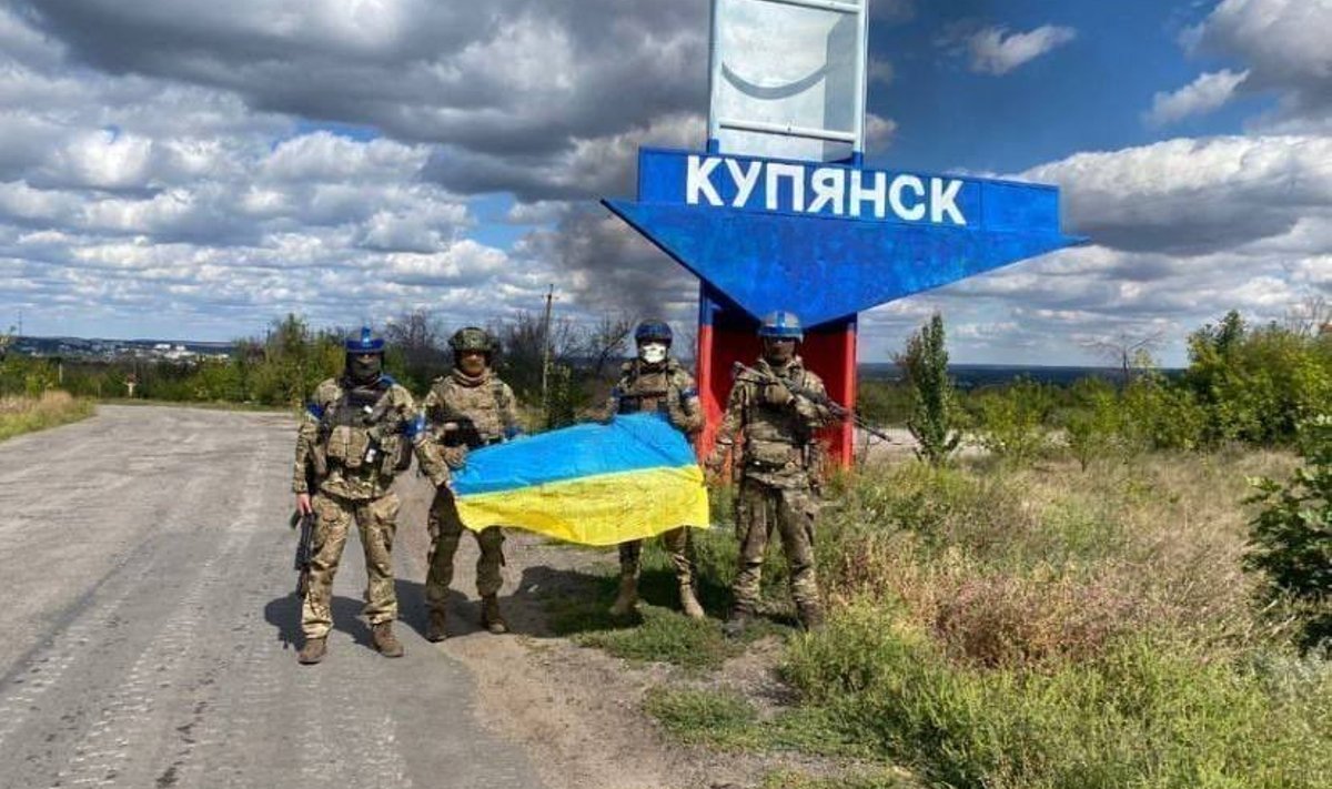 NÄDALAGA 1000 RUUTKILOMEETRIT: Ukraina vasturünnak on ületanud kõiki prognoose. Hommikul prognoosisid eksperdid, et ukrainlased jõuavad Kupjanski kahe-kolme päevaga, aga ukrainlased jõudsid sinna juba täna.