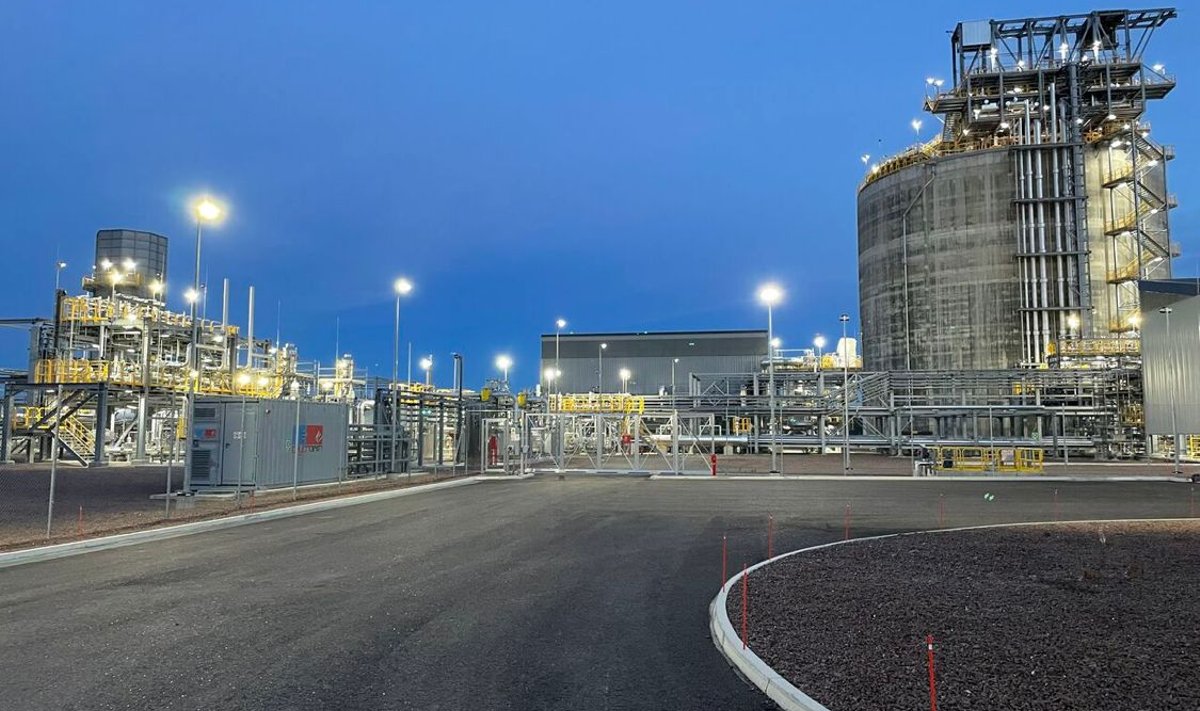 Alexela on Soome Haminasse rajatud LNG-terminali üks omanikke. Septembri keskel alustati seal süsteemide katsetamist.