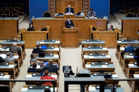 Ränderaamistiku arutelu riigikogus