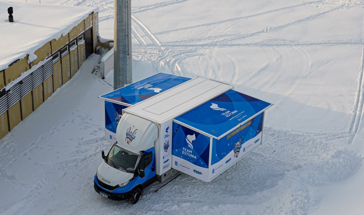 Автомобиль для ухода за лыжами эстонской сборной