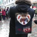 ФОТО и ВИДЕО DELFI: В Таллинне защитники животных выступили в поддержку запрета пушных ферм