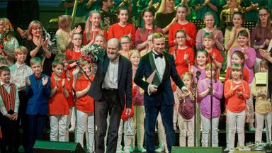 FOTOD | Kõlasid Arvo Pärdi lastelaulud, peatselt saab öisel kontserdil kuulata maestrot koos Erki Pärnojaga