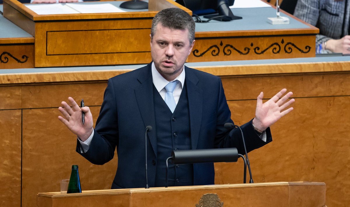 Ränderaamistiku arutelu riigikogus