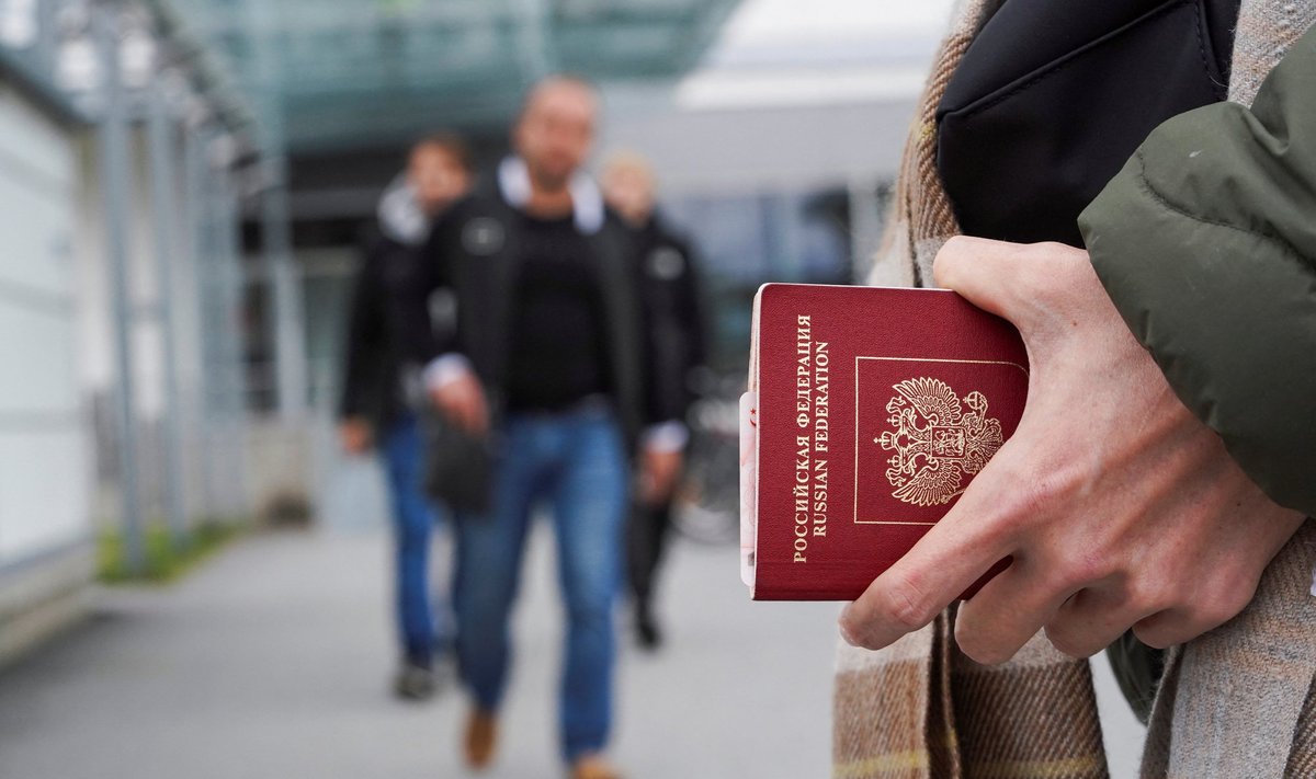 Люди с двойным гражданством не всегда могут попасть на территорию стран Балтии из России
