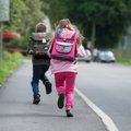 „Нас с детства готовят к марш-броску“. Сколько весит рюкзак школьника в Эстонии?