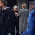LUGEJAFOTOD: Välisminister Marina Kaljurand saabus Queeni ja Adam Lamberti kontserdile ehtsas fännisärgis!