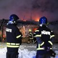 ВИДЕО и ФОТО | В Вильяндимаа хуторское здание горит открытым огнем