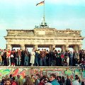 Обзор Би-би-си: Берлинская стена как проклятье и вдохновение