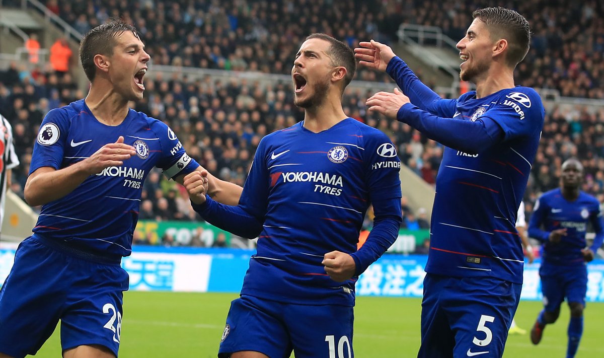 Eden Hazard, Cesar Azpilicueta ja Jorginho (paremal)