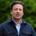 KLÕPS | Nii noored! Jamie Oliver tähistas pulma-aastapäeva südamlike piltidega