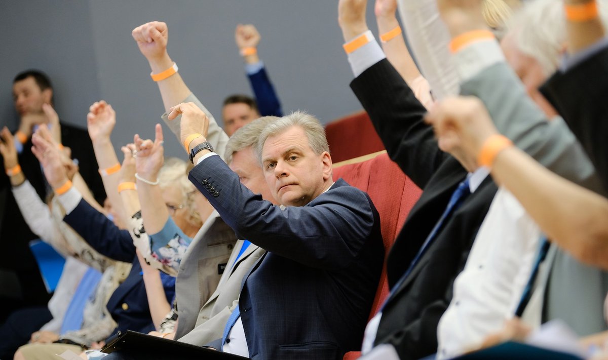 Andres Herkel valiti Vabaerakonna esimeheks