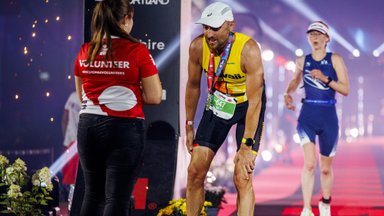 DELFI FOTOD | Avandi, Vaiksoo ja paljud teised kuulsad eestlased panid ennast Tallinna Ironmani poolpikal triatlonil proovile 