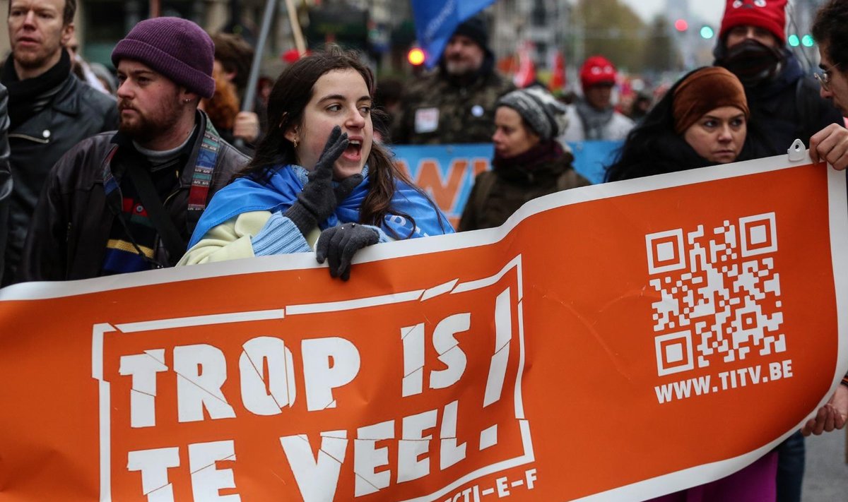 Protestijad Belgias meeleavaldusel „Trop is te veel“ („Liiga palju on liiga palju“), kus seisti vastu elamiskulude kasvule ja energiahindade tõusule.