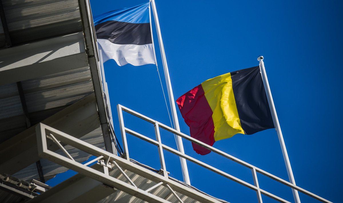 Eesti ja Belgia lipud A. Le Coq Arena katusel.