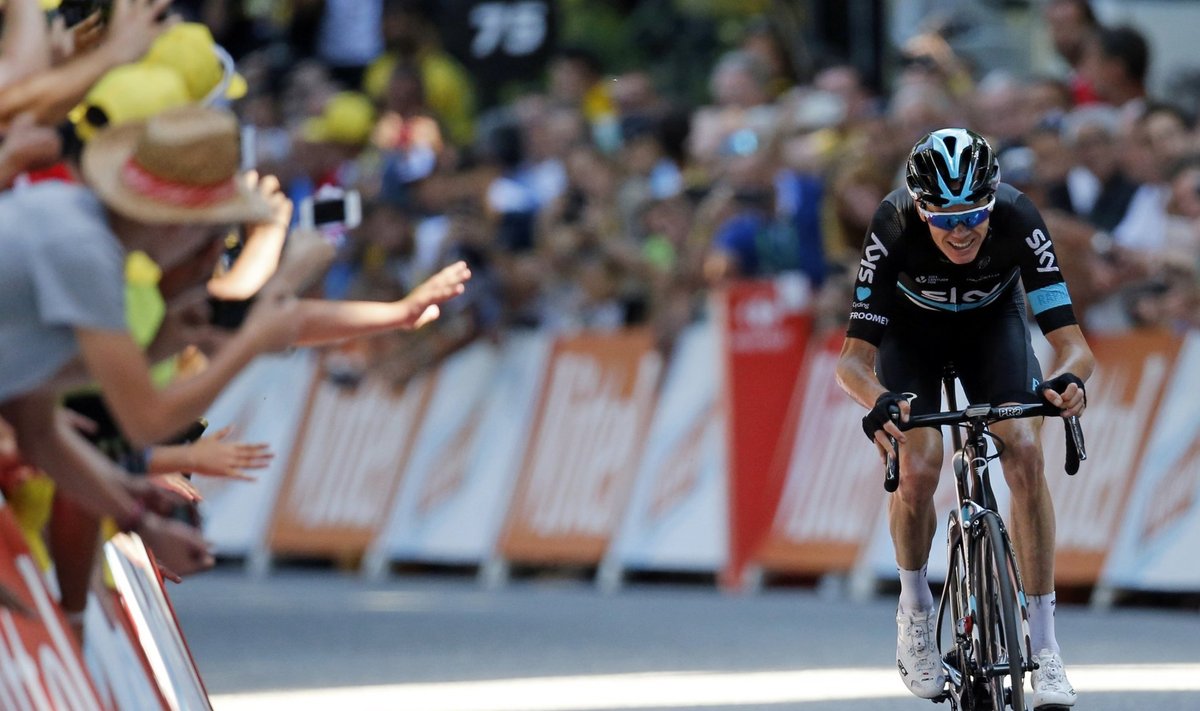 Chris Froome liigub Touril etapivõidu suunas